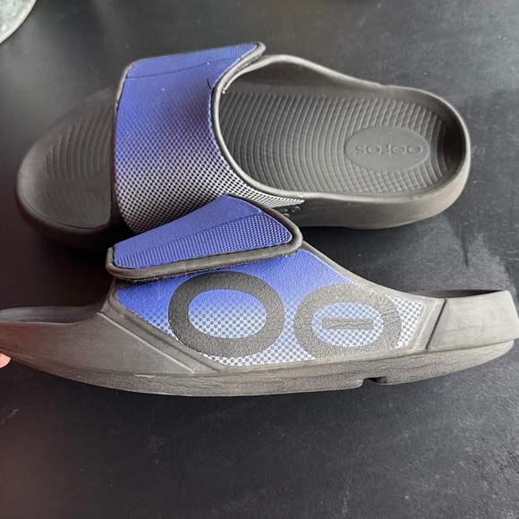 OOFOS OOahh Sport Flex Recovery Slide
Sandals Blue W10 / M8 - Picture 6 of 8